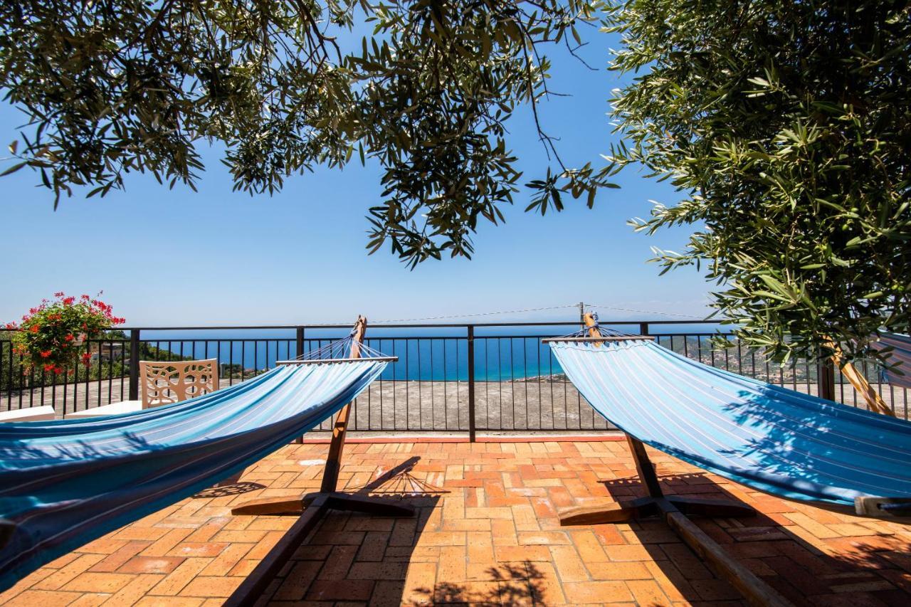 Madonna Della Scala Bed & Breakfast Castellabate Exterior photo